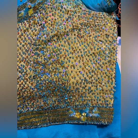 Indian saree/sari (pure crepe georgette fabric). Ombre green-blue.Blouse size: 8 - Picture 6 of 12